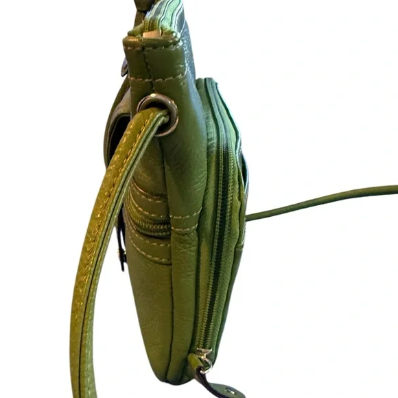 Tignanello Green Leather Crossbody Bag Vibrant Excellent Condition - Picture 7 of 9